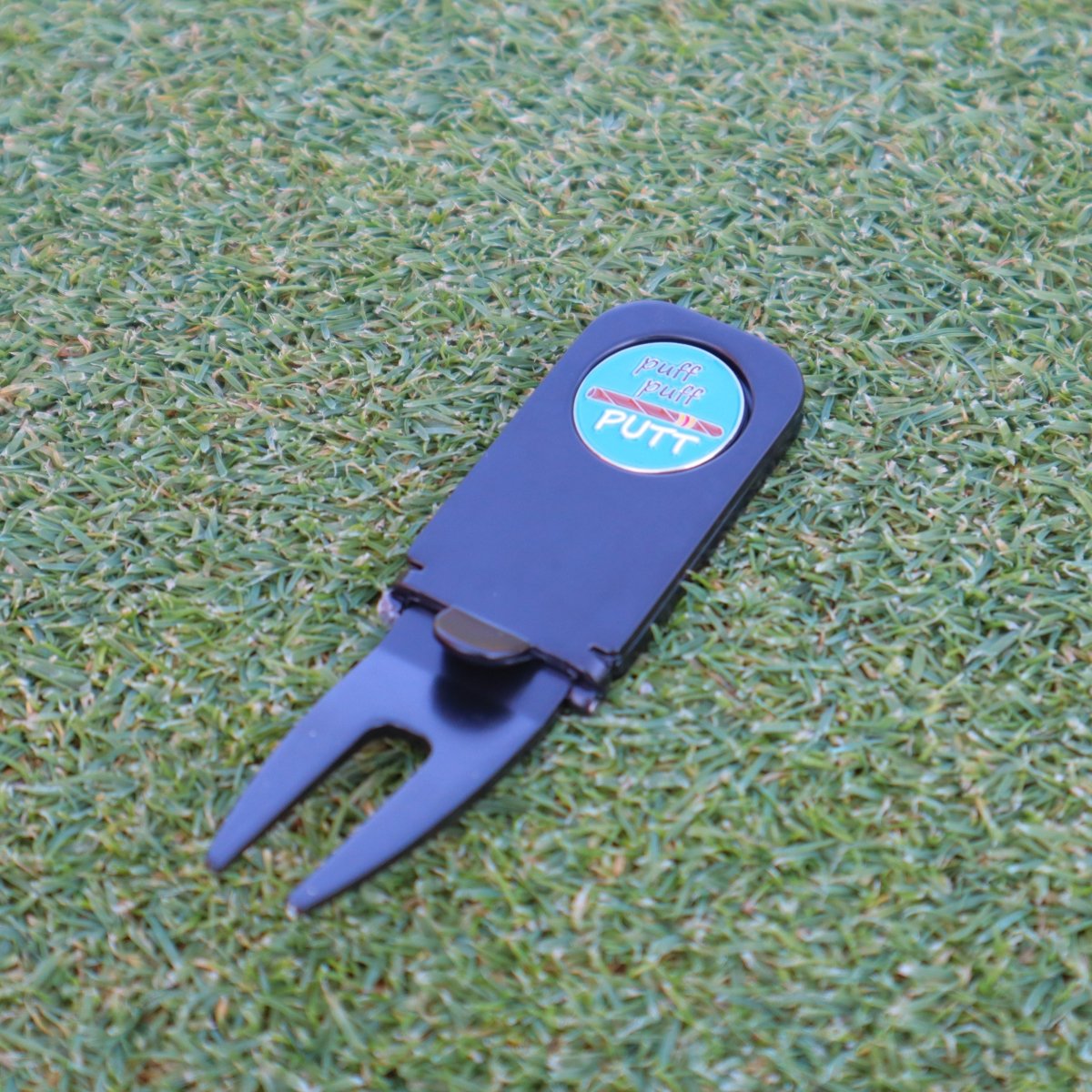 Puff Puff Putt - Divot Tool - GroomsDay
