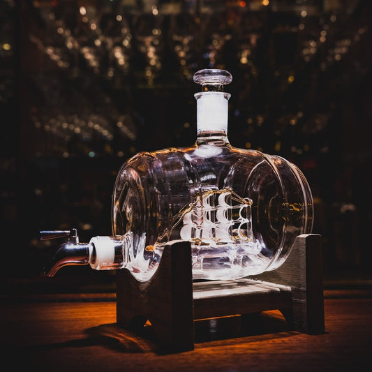 Admiral Decanter - Decanter - GroomsDay
