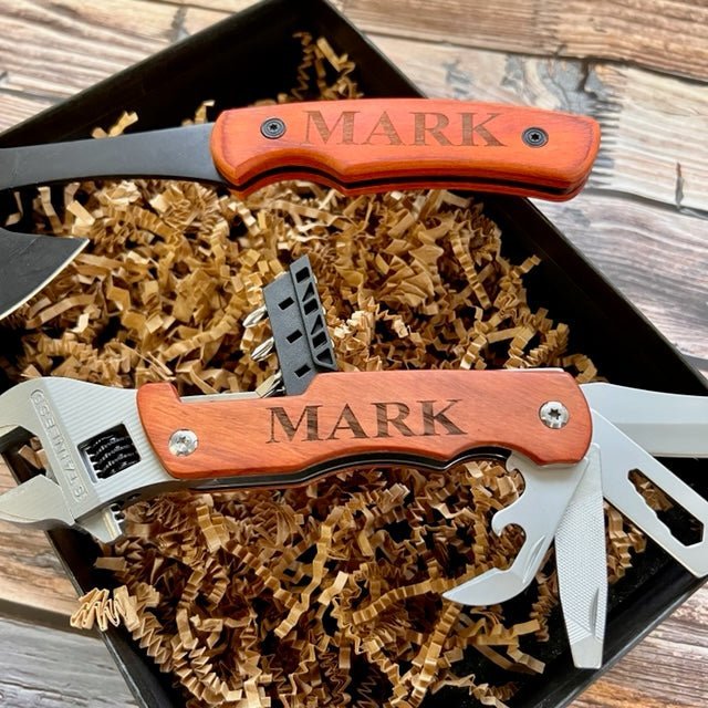 Ultimate Man Gift Box - Axes - GroomsDay