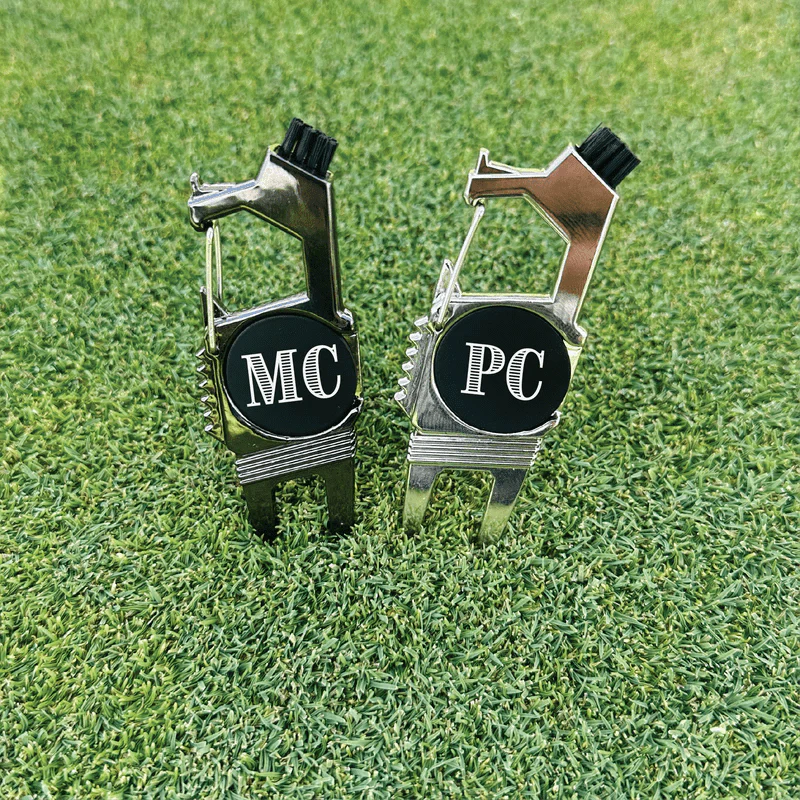 Versatile Monogrammed Golf Multi Tool – 5 - in - 1 Custom Divot Tool - Golf - GroomsDay
