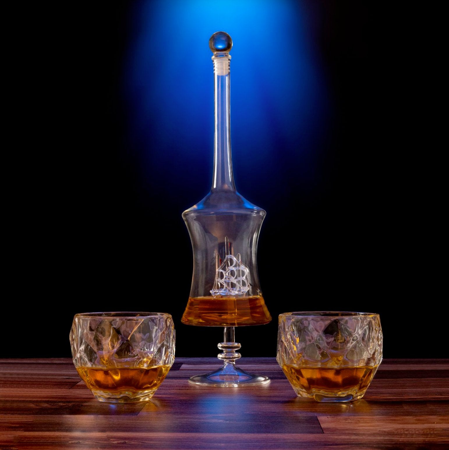 The Skyline Decanter Set