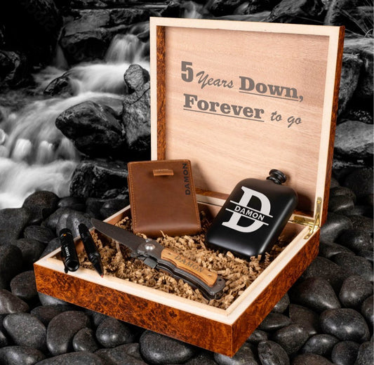 Anniversary Gift Set - Cigar - GroomsDay