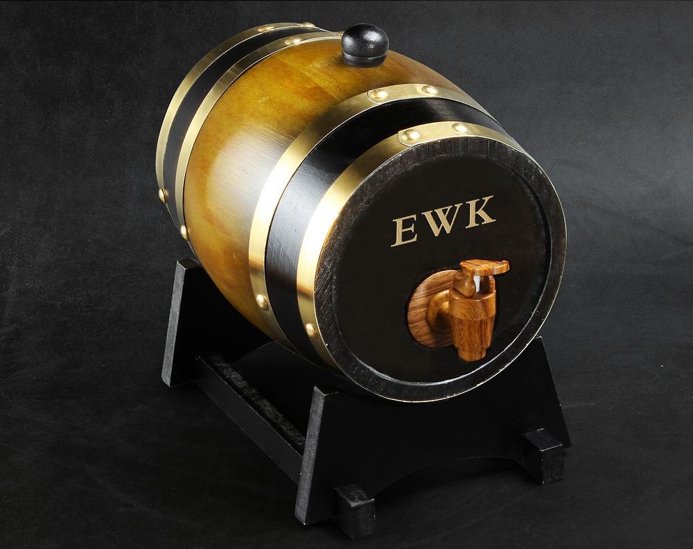 Custom Whiskey Barrel - Whiskey - GroomsDay