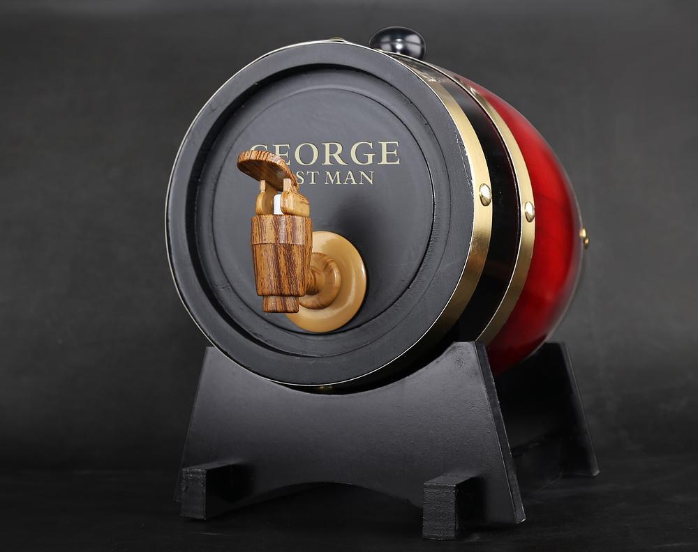 Custom Whiskey Barrel - Whiskey - GroomsDay