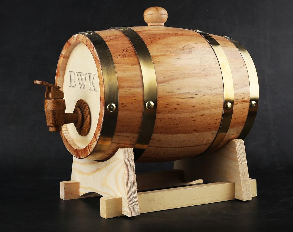 Custom Whiskey Barrel - Whiskey - GroomsDay