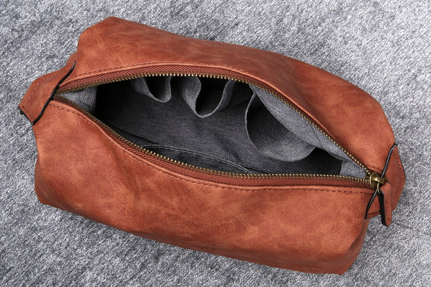 Personalized Brown Vegan Leather Dopp Kitt 