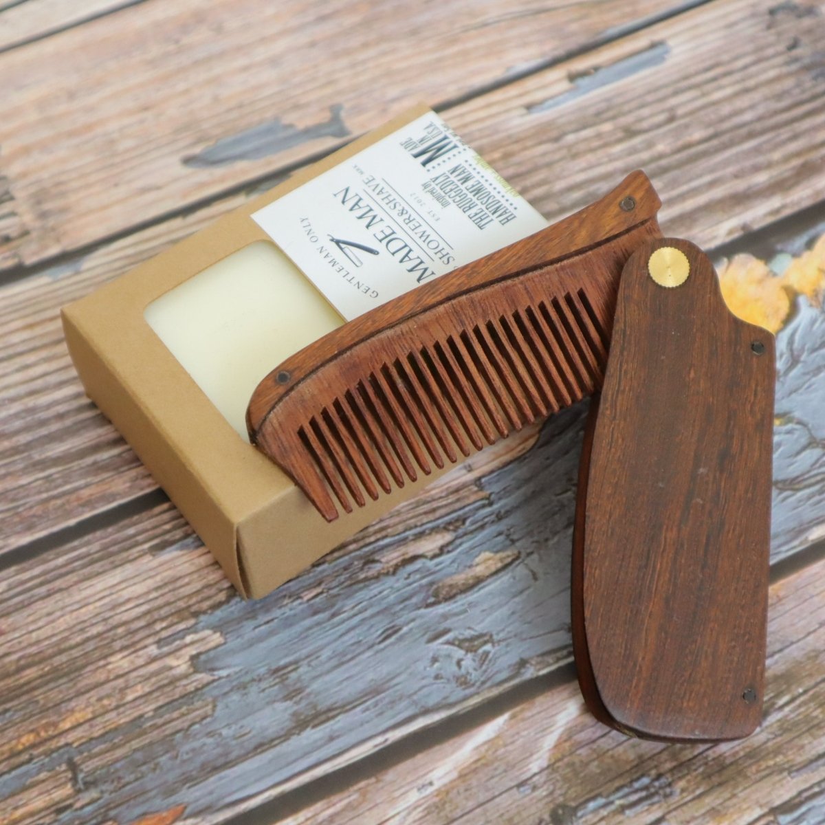 Clean Cut Traveler - groovy threads - GroomsDay