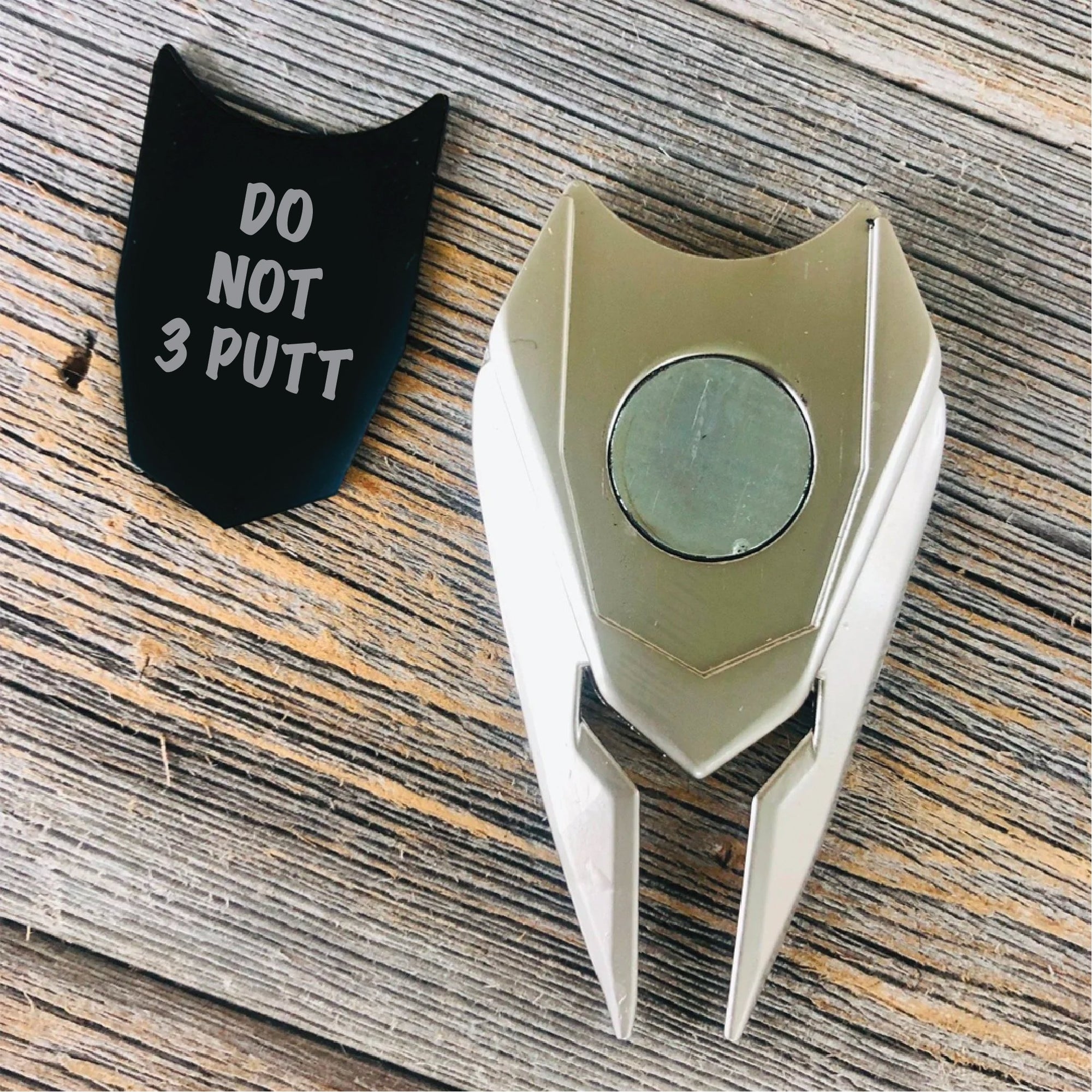 Happy's Divot Tool