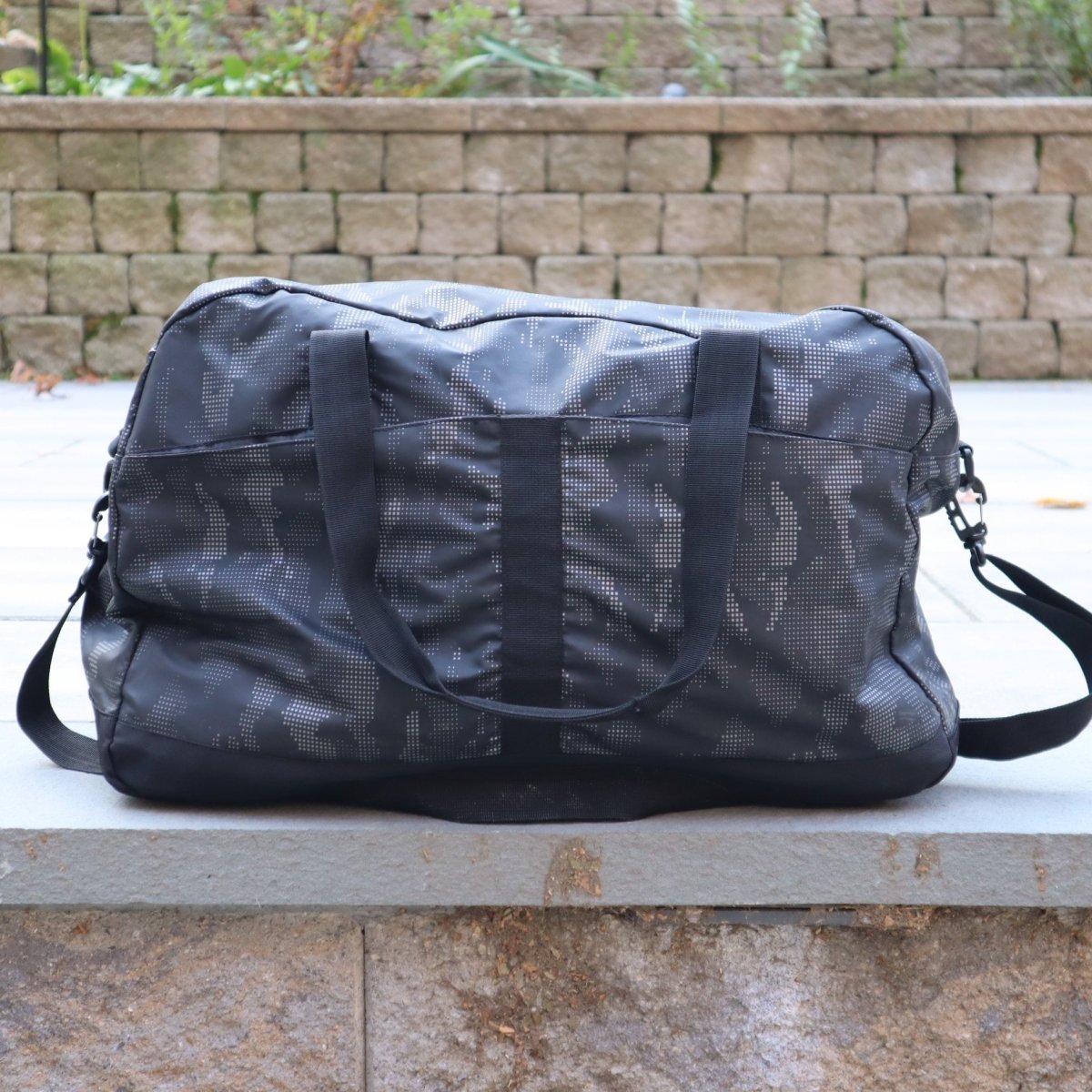 Durable Duffle - Man Bags - GroomsDay