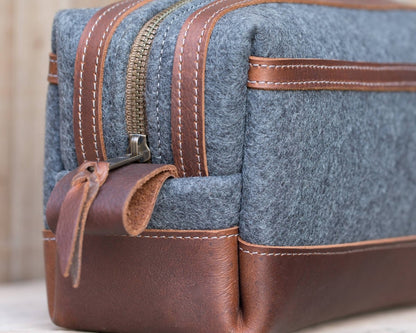 Felt & Leather Dopp Kit - Dopp Kit - GroomsDay
