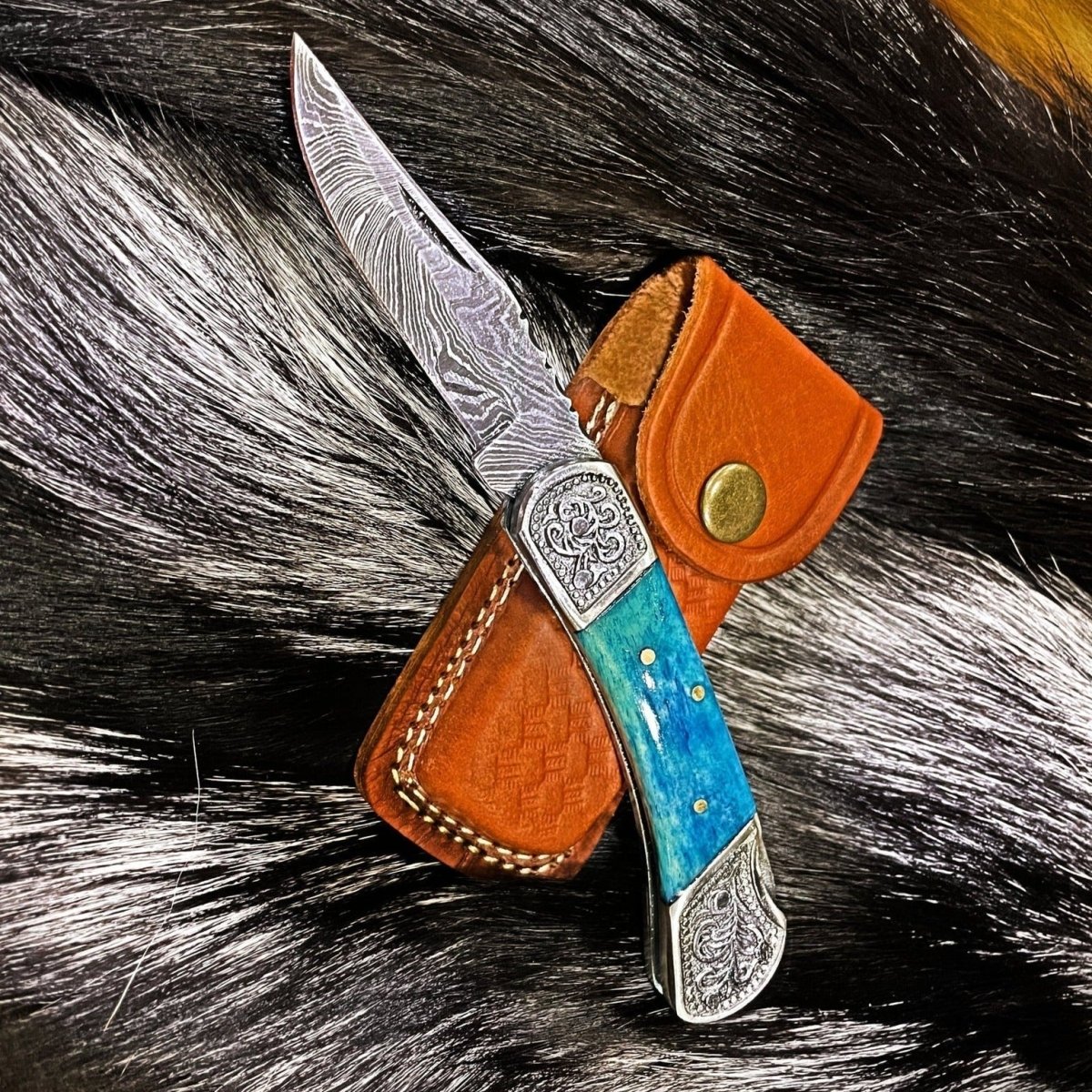 Dyed Blue Bone Damascus Pocket Knife - Damascus Knife - GroomsDay