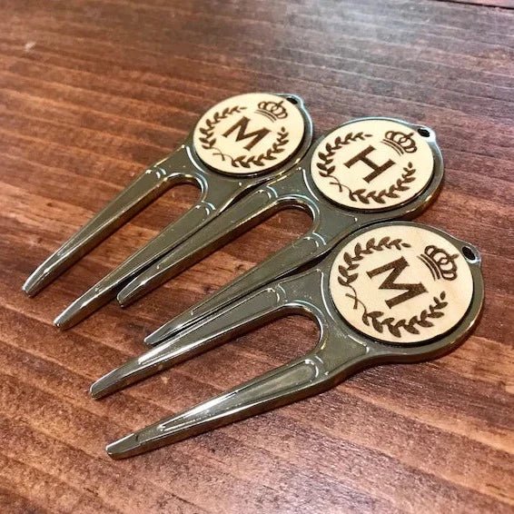 Fairway Defender Custom Golf Divot Tool