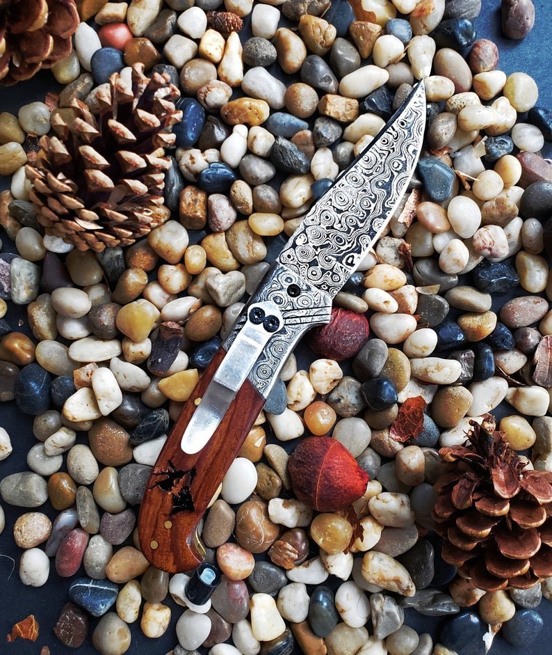 The Classic Raindrop Damascus Folding Knife - Damascus Knife - GroomsDay