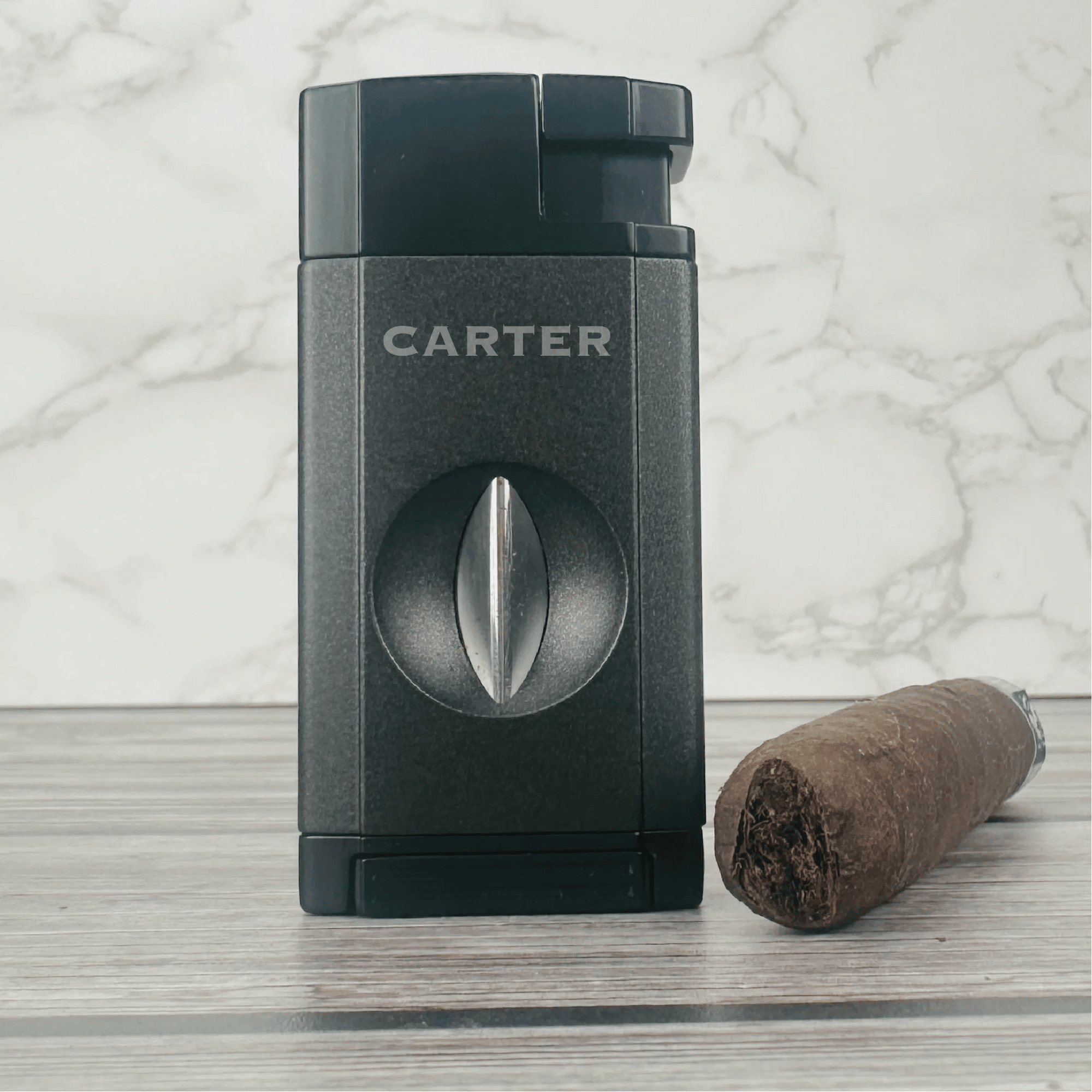 Elegant Personalized V-Cut Lighter: Dual Flame Precision