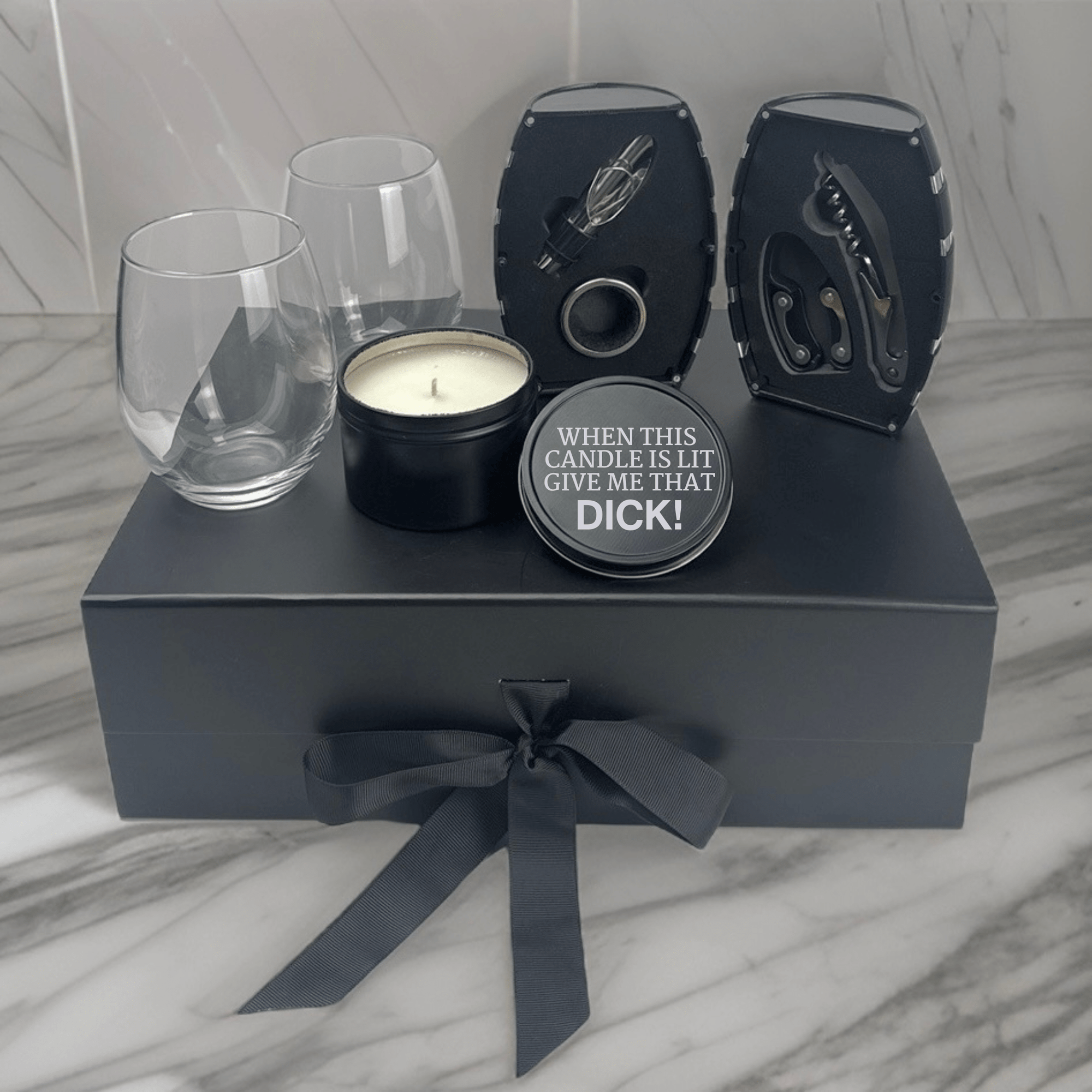 Customized Anniversary Wine Gift Set