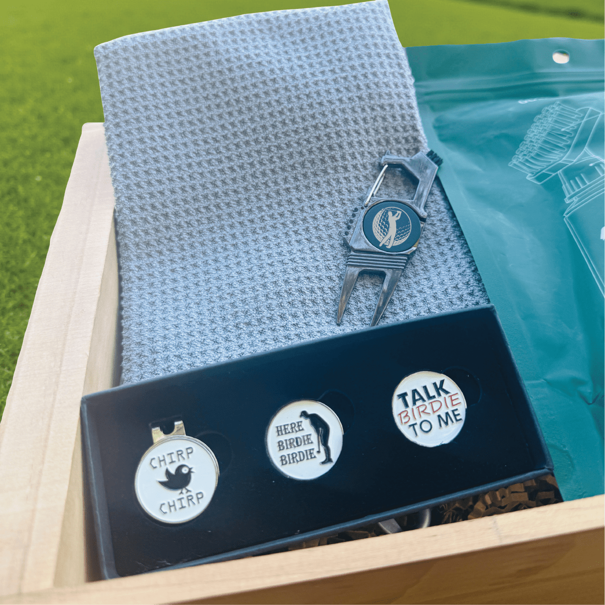 On - the - Green Essentials Set - Golf - GroomsDay