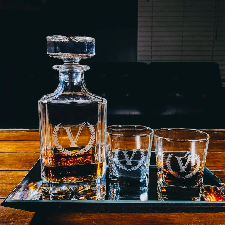 Personlized Barware Gifts Custom Engraved Decanter and Whiskey Glasses