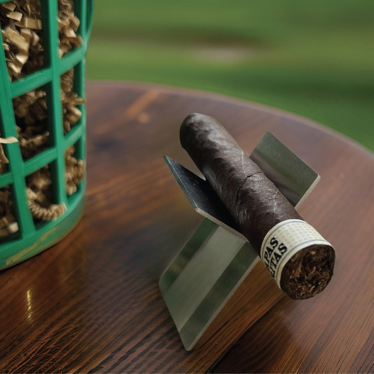 Cigar Lovers Golf Gift Basket - Gift Set - GroomsDay