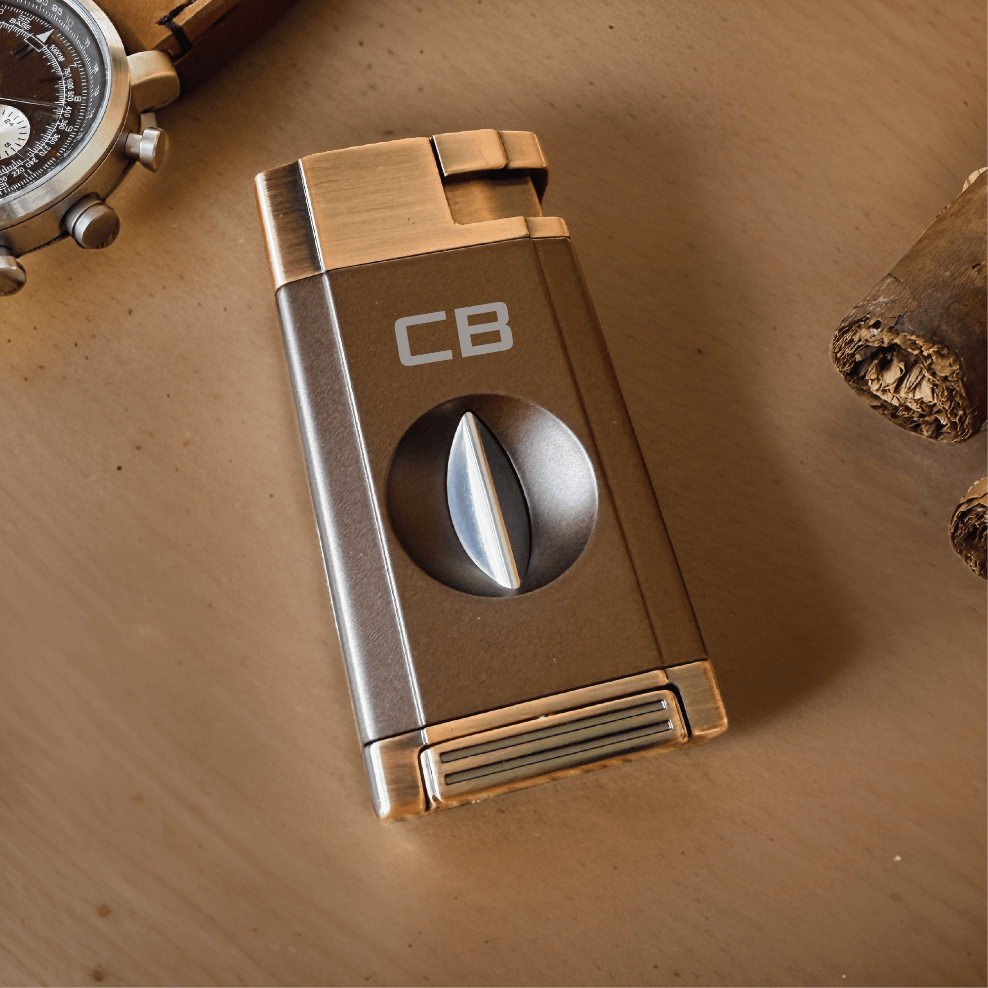 Elegant Personalized V-Cut Lighter: Dual Flame Precision