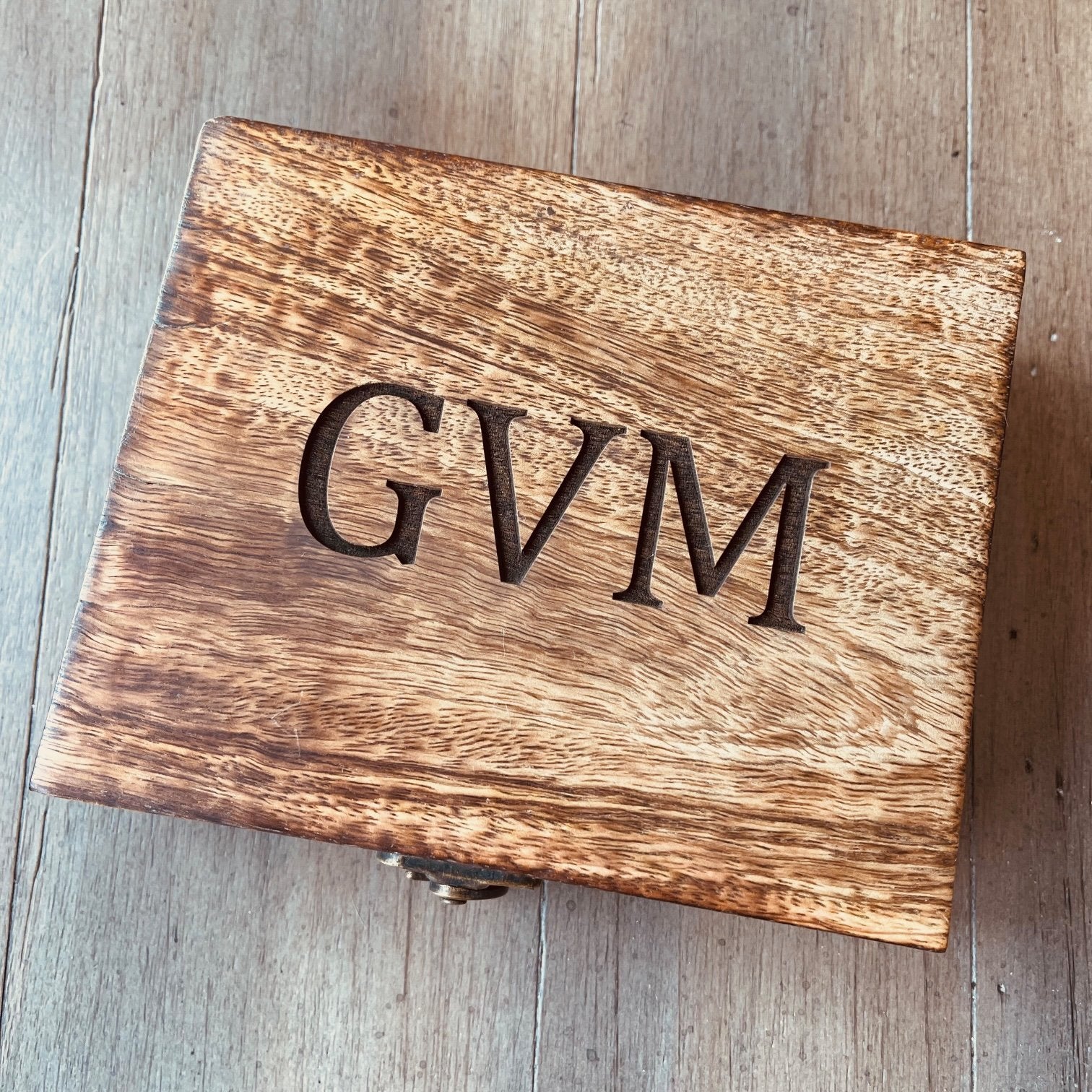 Brown Personalized Leather Wallet at GroomsDay.com Wallets