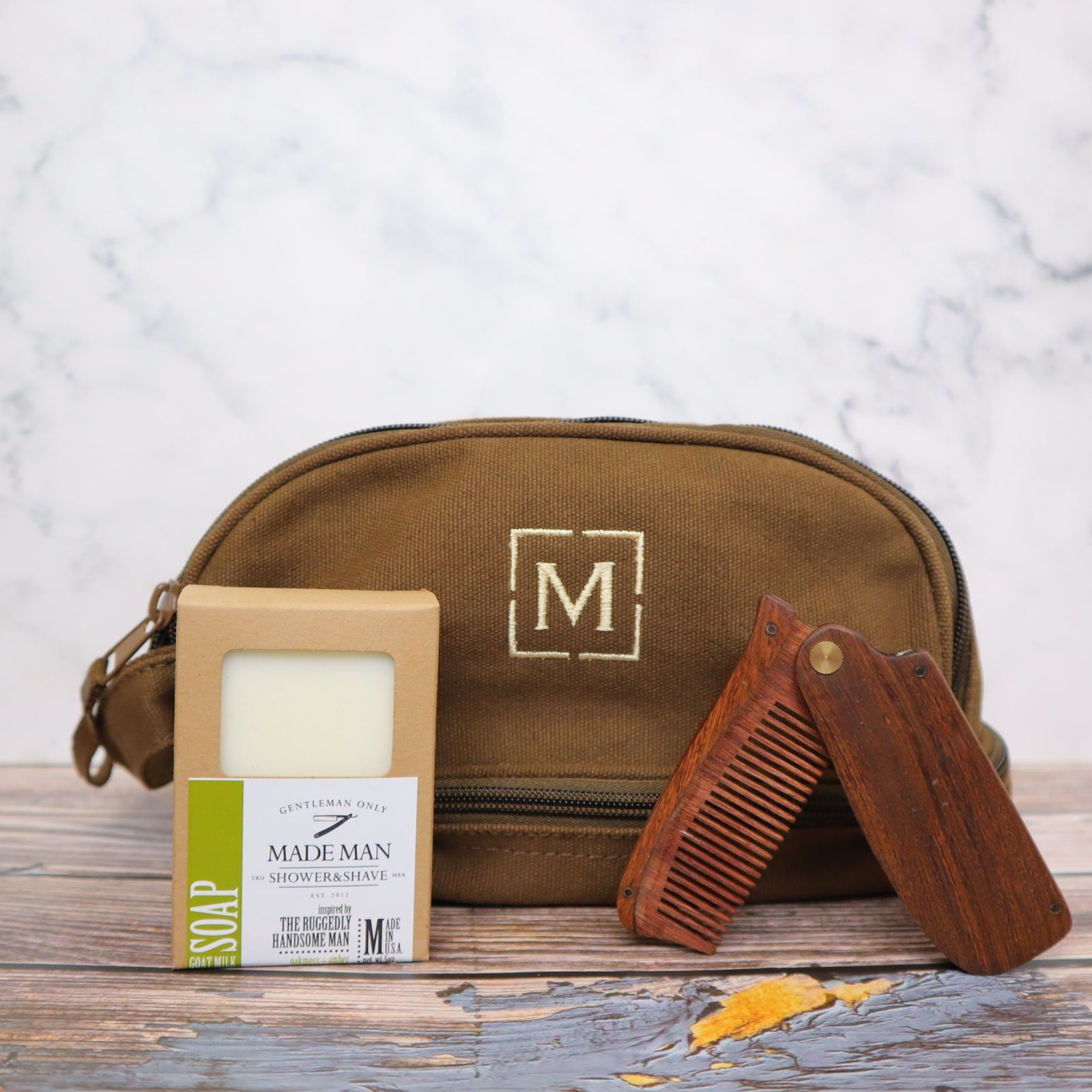 Personalized Leather Dopp Kit & Toiletry Bag, Customized Groomsmen Gif –  LuxeRange