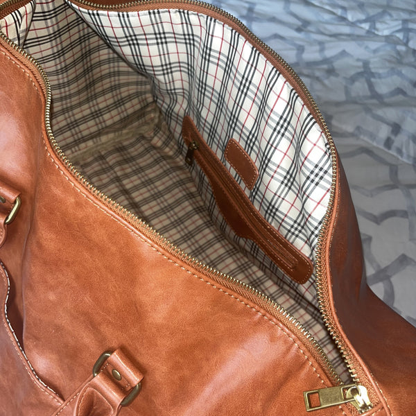 The Ultimate Monogrammed Duffel Bag for Men - GroomsDay