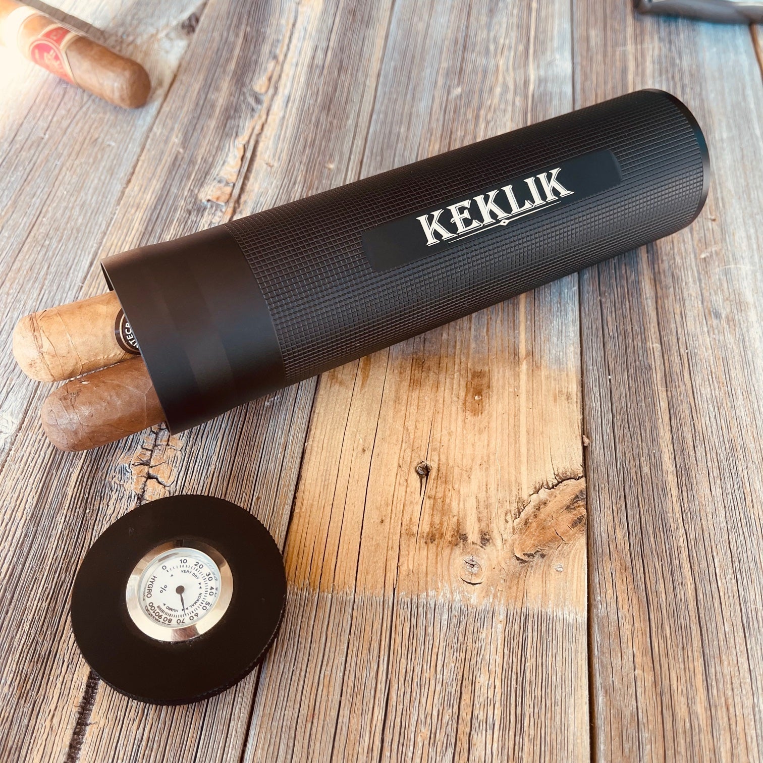 Custom Cigar Humidor Carry Case for Your Stogie Lover