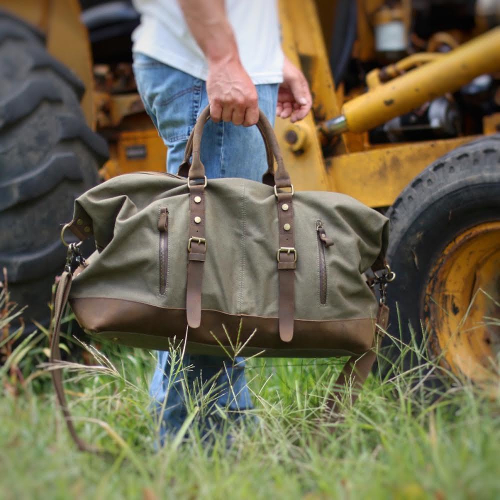 The Ultimate Monogrammed Duffel Bag for Men - GroomsDay